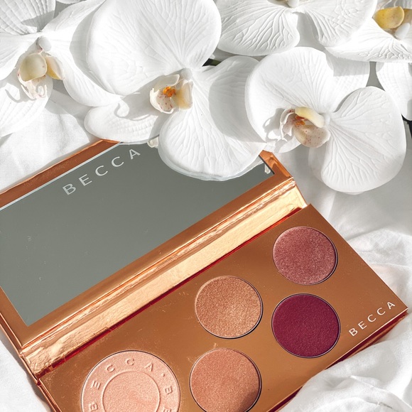 Red Lace dress - Picture 6 of 6